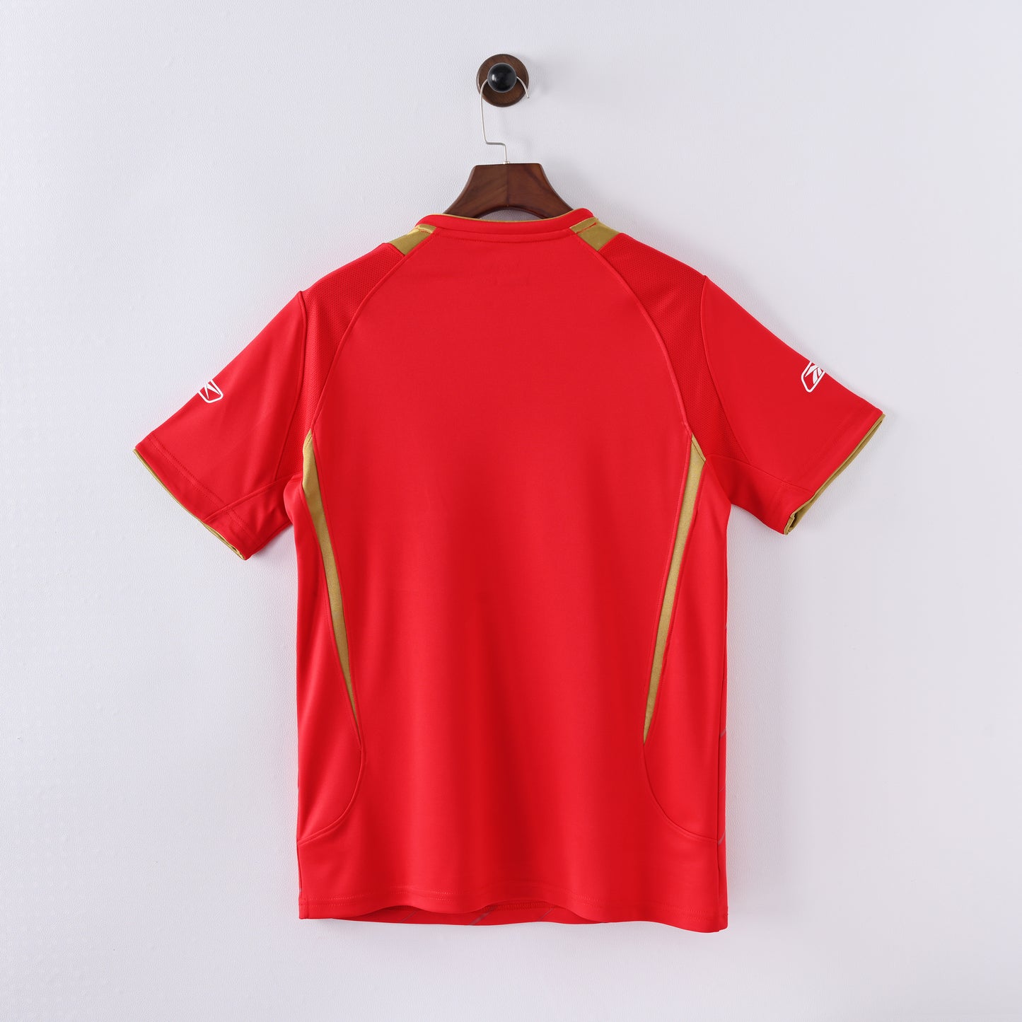 Liverpool Home 05/06