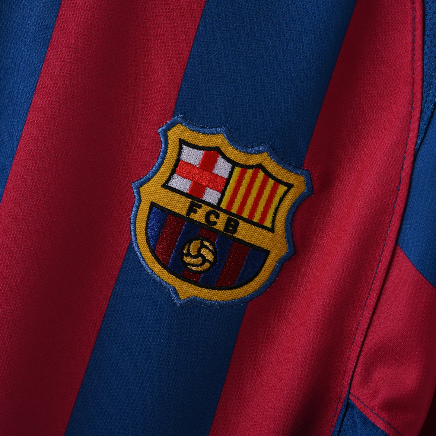 RETRO BARCELONA HOME 05/06