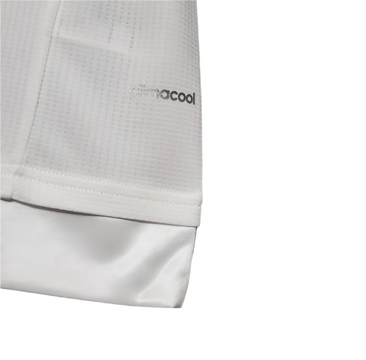 15/16 Real Madrid Home Kit