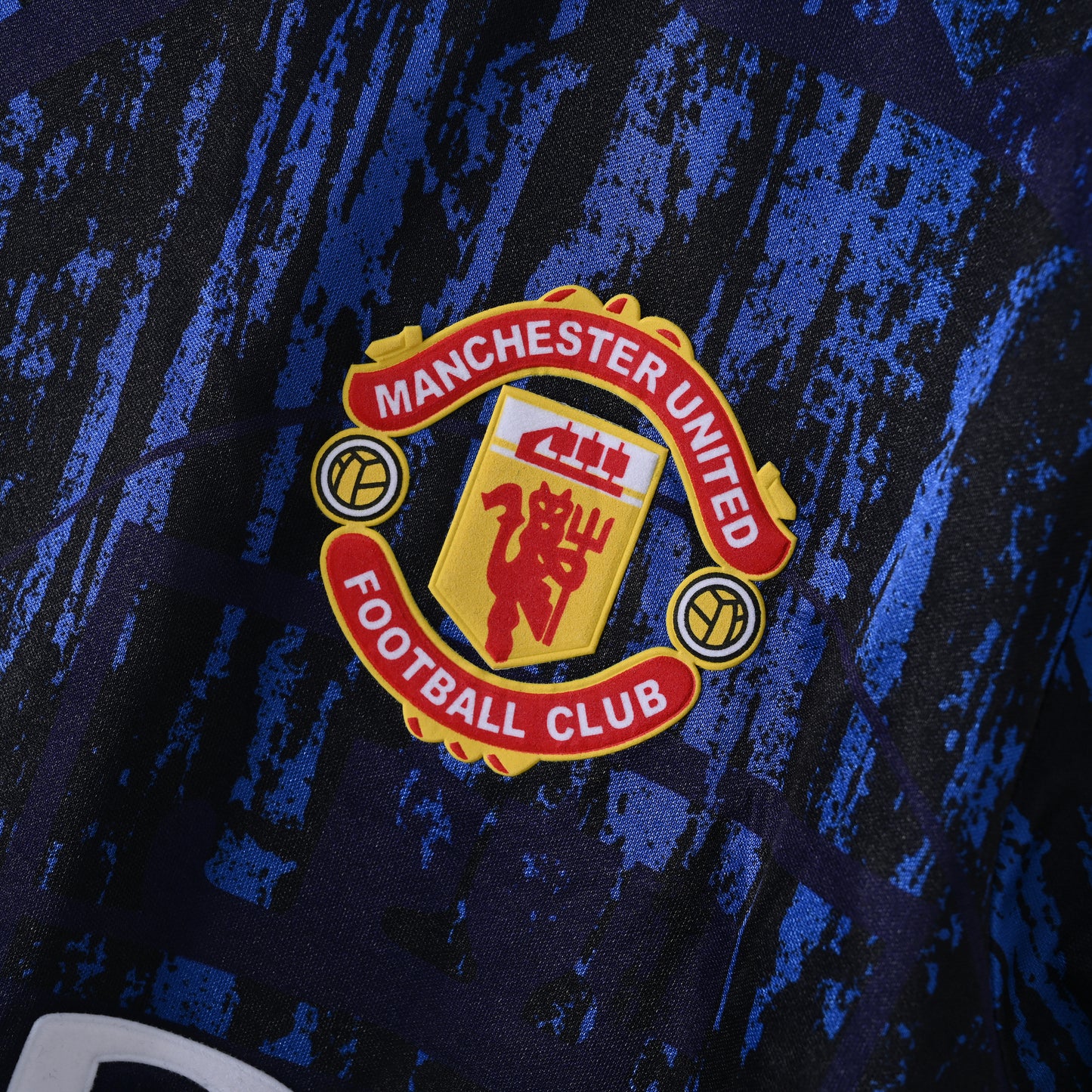 RETRO MANCHESTER UNITED AWAY SHIRT 93/94