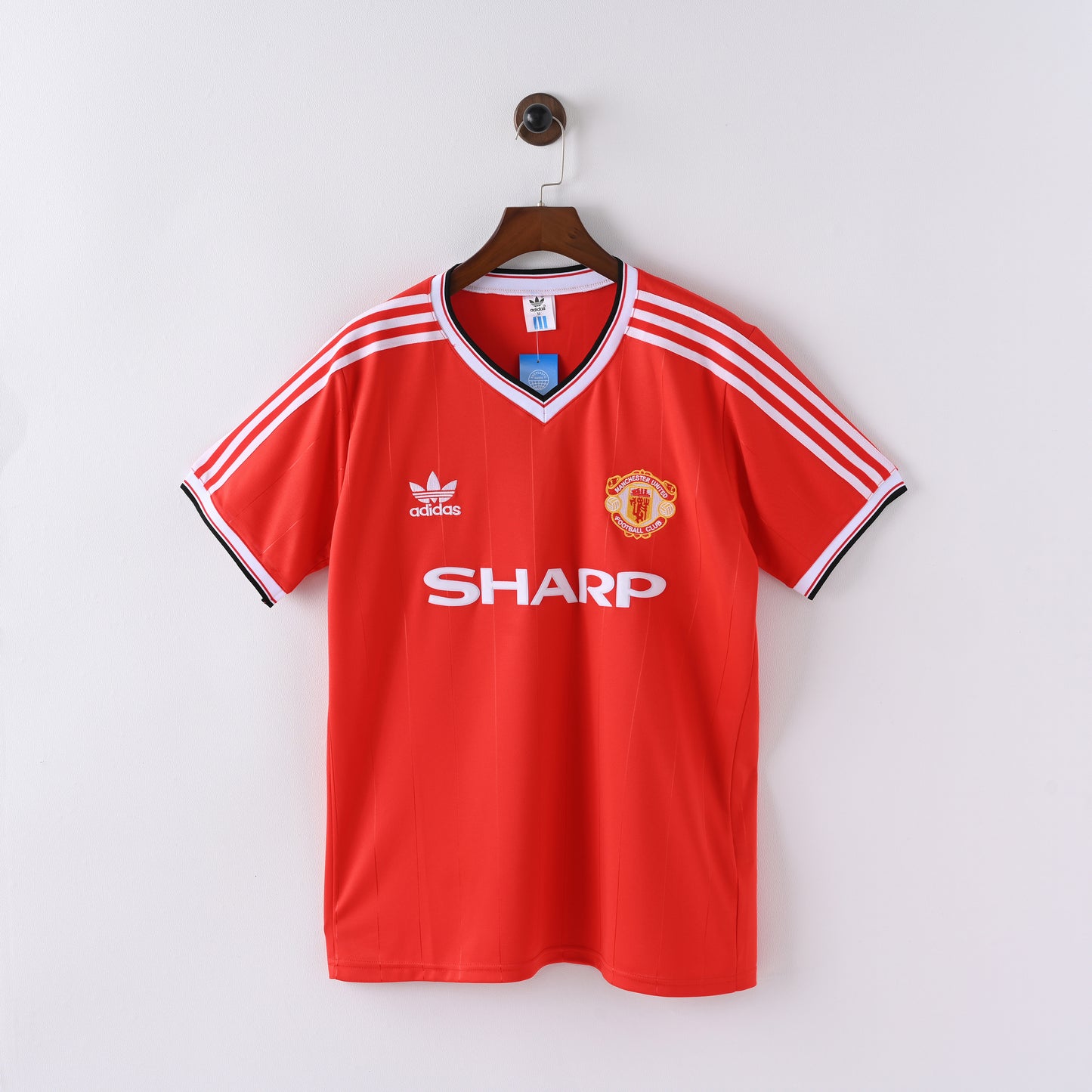 Manchester United Home 83/84