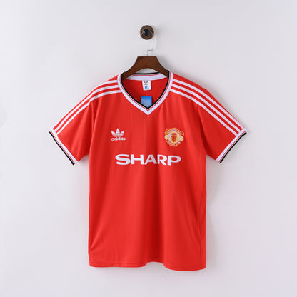 Manchester United Home 83/84