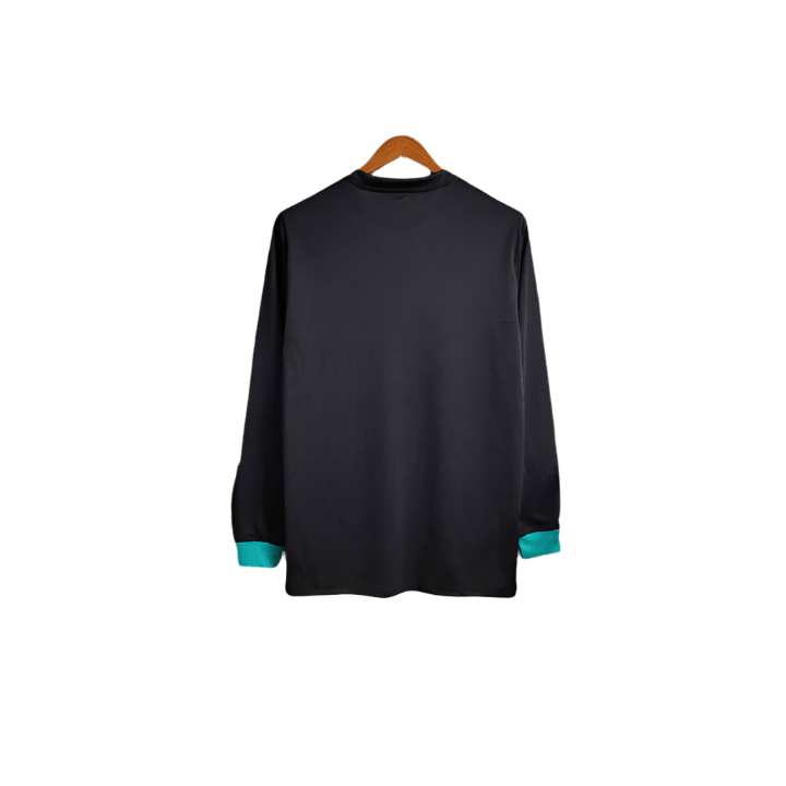 17/18 Real Madrid Long Sleeve Away Kit