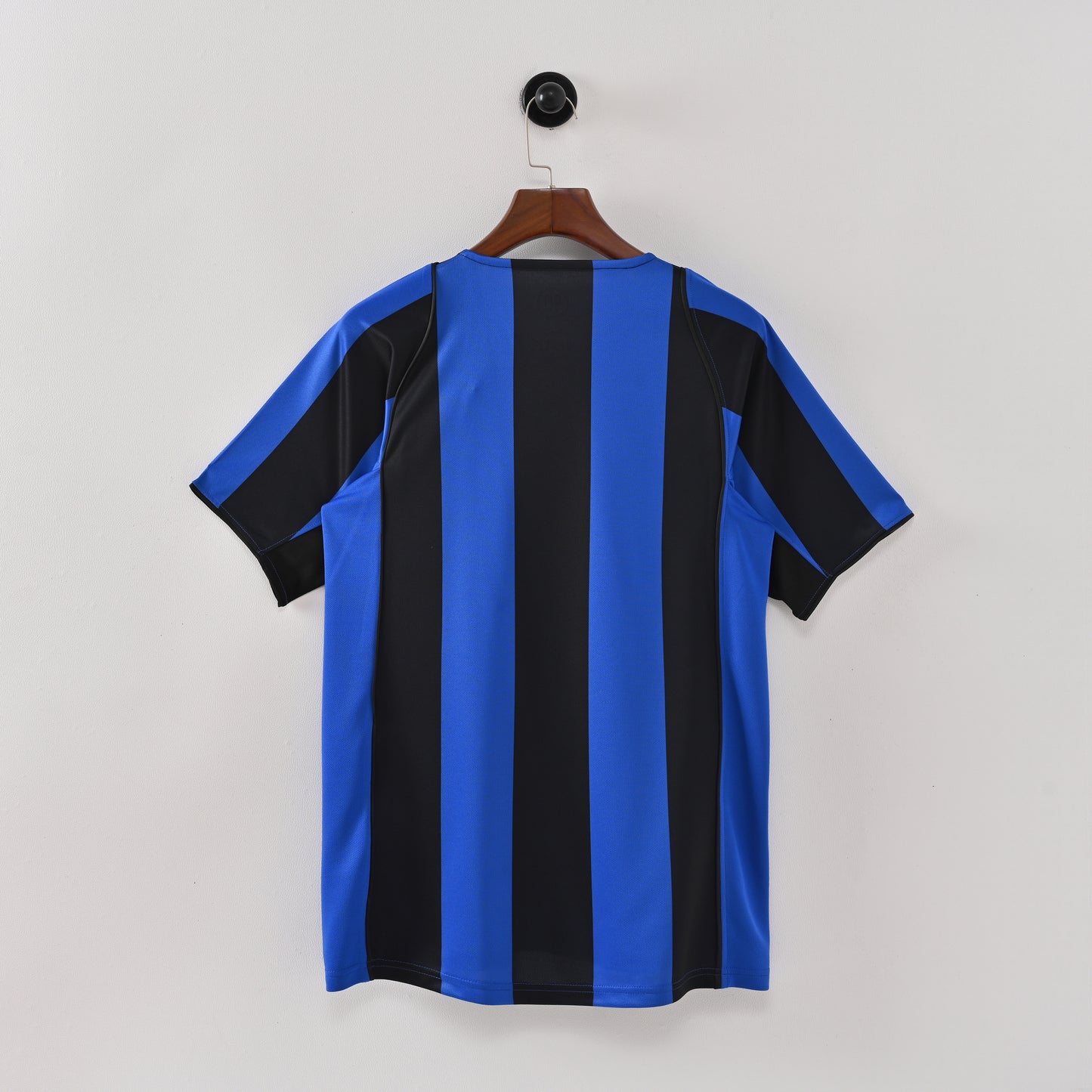 Inter Milan home 04-05