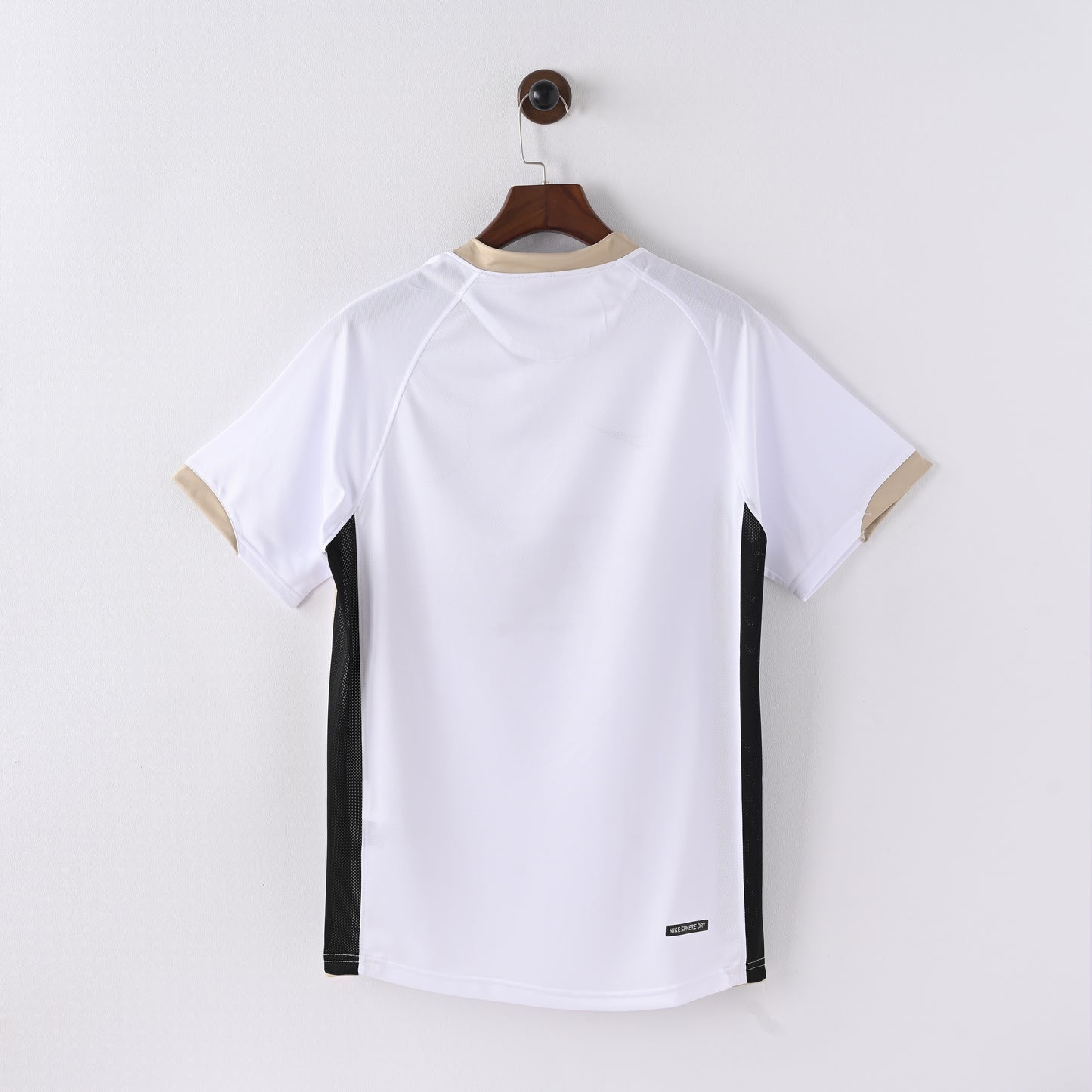 RETRO MANCHESTER UNITED AWAY 06/07