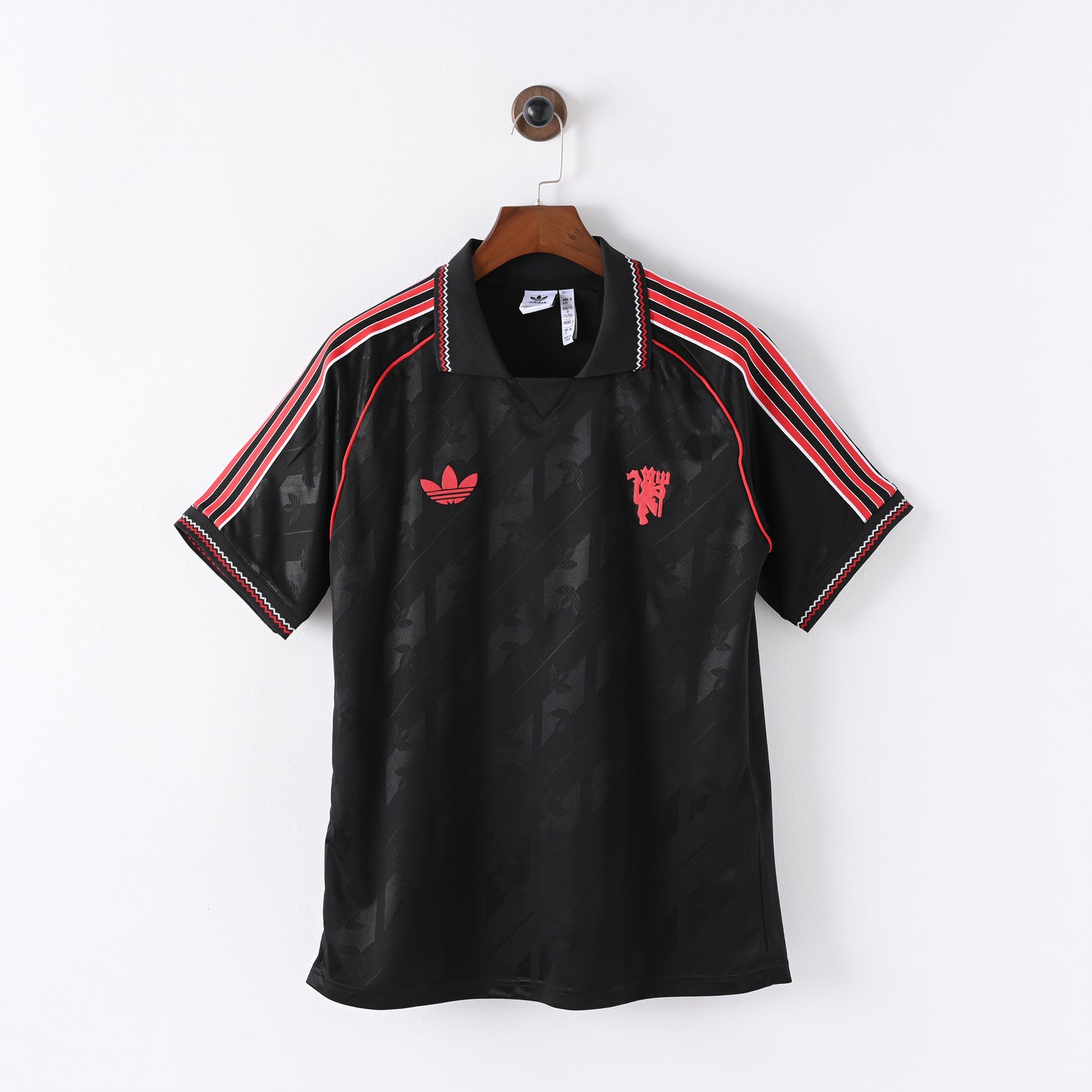 RETRO MANCHESTER UNITED SHIRT
