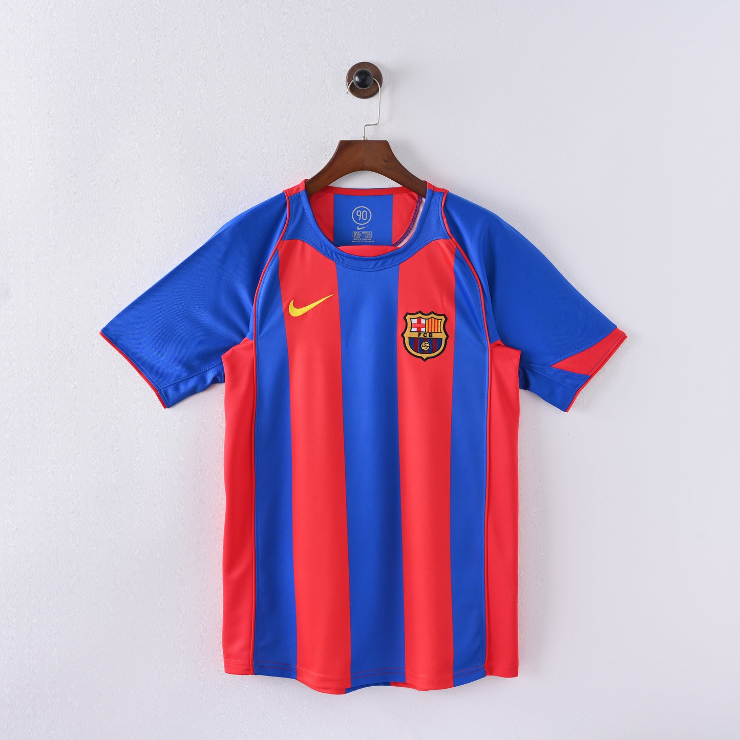 Barcelona Home 04/05