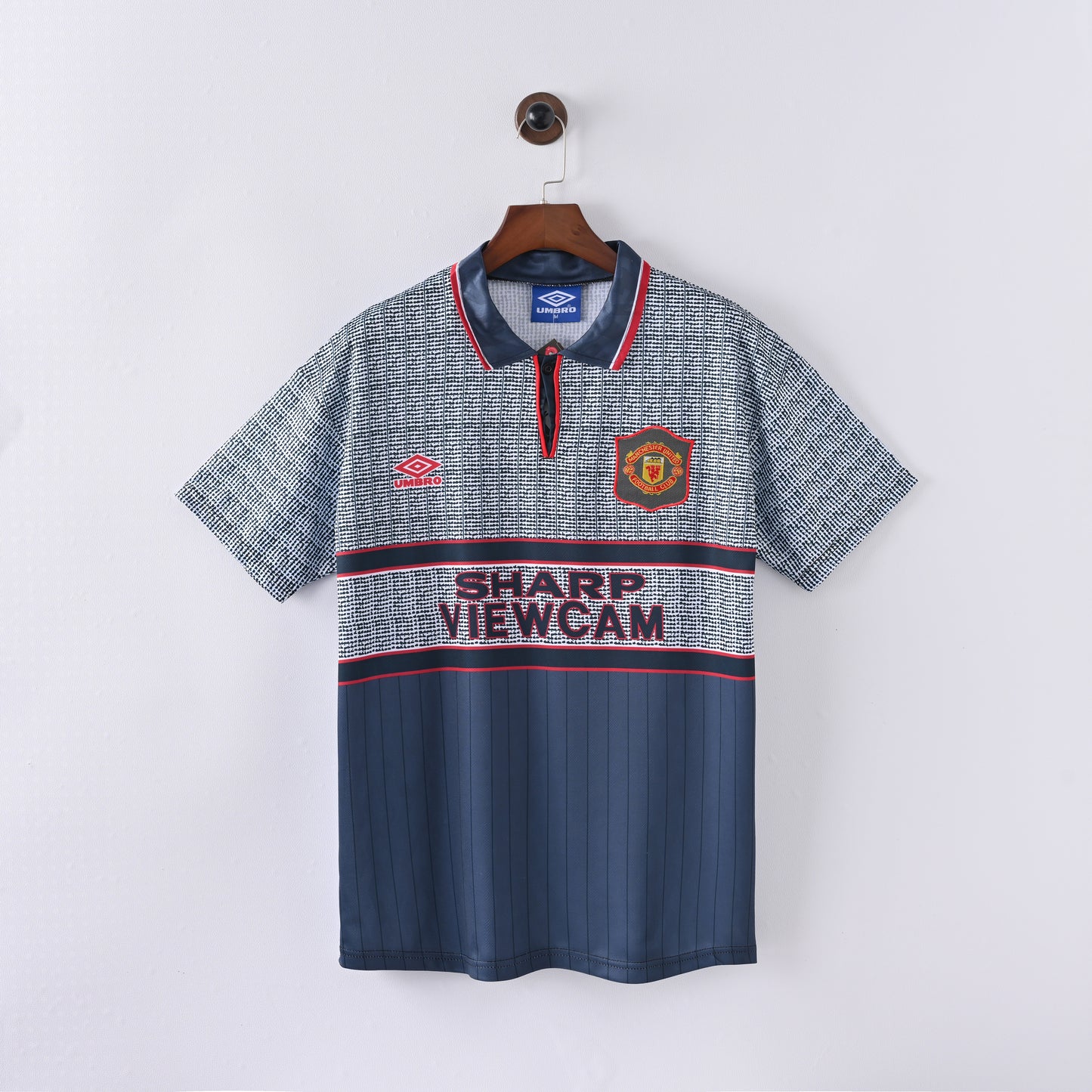 RETRO MANCHESTER UNITED AWAY SHIRT 95/96