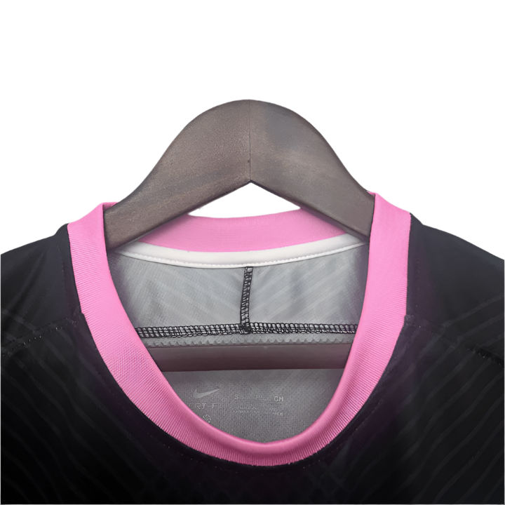 Inter Milan "Serpente Rosa" Premium Kit