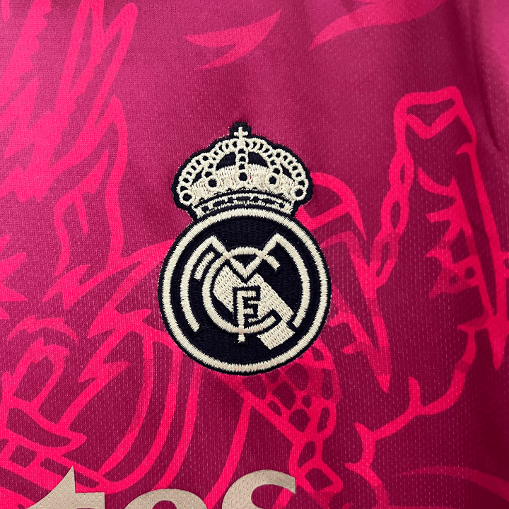 Real Madrid "Dragón De Fuego" Premium Kit