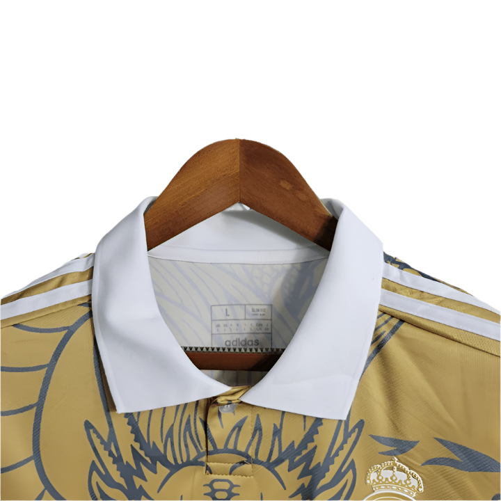 Real Madrid "Dragón Dorado" Premium Kit