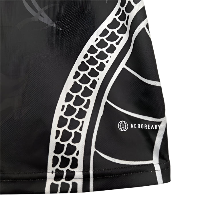 Real Madrid "Dragón Negro" Premium Kit