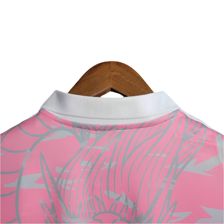 Real Madrid "Hello Kitty" Premium Kit